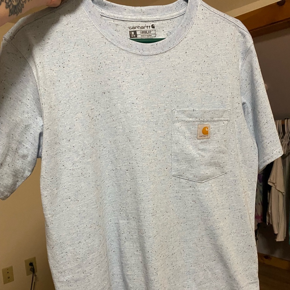 Womens Carhartt Tee’s (2)